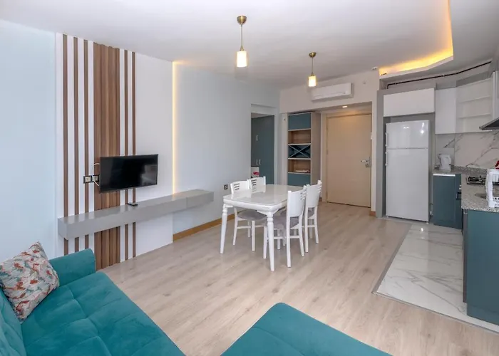 Citrus Luna Suite Hotel